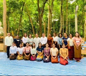 อบต.ใจดี ร่วมทำบุญตักบาตร เนื่องในงานปฏิบัติธรมอยู่ปริวาส ณ วัดพะเยียว ต.ใจดี อ.ขุขันธ์ จ.ศรีสะเกษ 
